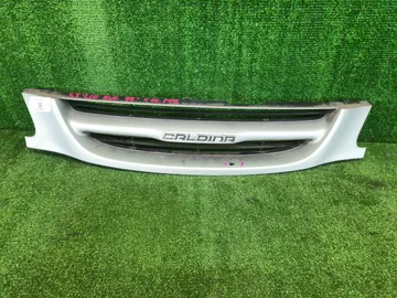 РЕШЕТКА РАДИАТОРА НА TOYOTA CALDINA ST210