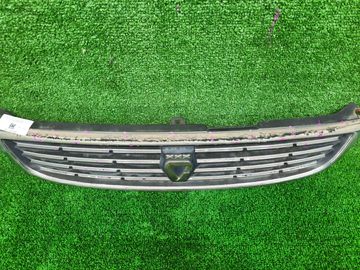 РЕШЕТКА РАДИАТОРА НА TOYOTA COROLLA AE110