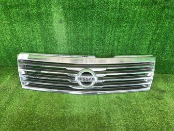 РЕШЕТКА РАДИАТОРА НА NISSAN LIBERTY M12