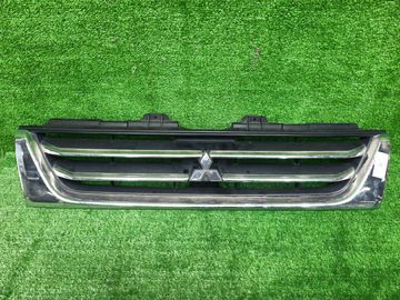РЕШЕТКА РАДИАТОРА НА MITSUBISHI PAJERO MINI H58A