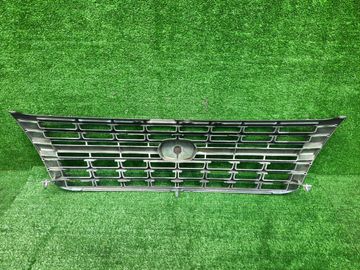 РЕШЕТКА РАДИАТОРА НА TOYOTA GRANVIA VCH10W