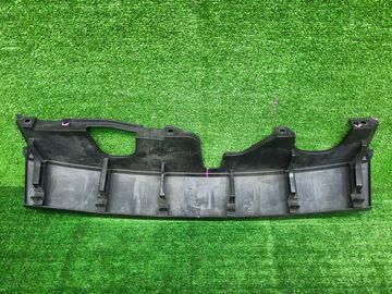 РЕШЕТКА РАДИАТОРА НА TOYOTA BB QNC21