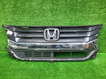 РЕШЕТКА РАДИАТОРА НА HONDA N-WGN JH1