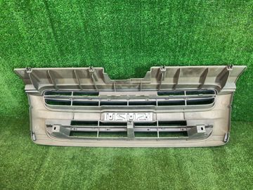 РЕШЕТКА РАДИАТОРА НА ISUZU BIGHORN UBS26
