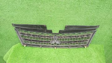 РЕШЕТКА РАДИАТОРА НА MITSUBISHI OUTLANDER CW5W