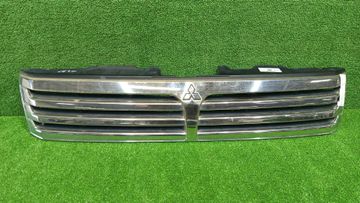 РЕШЕТКА РАДИАТОРА НА MITSUBISHI CHARIOT GRANDIS N84W