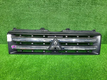 РЕШЕТКА РАДИАТОРА НА MITSUBISHI PAJERO MINI H58A
