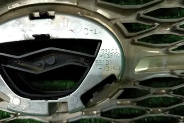 РЕШЕТКА РАДИАТОРА НА TOYOTA COROLLA FIELDER ZRE142G