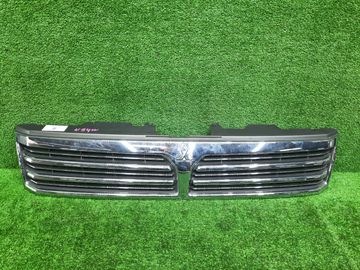 РЕШЕТКА РАДИАТОРА НА MITSUBISHI CHARIOT GRANDIS N94W
