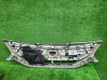 РЕШЕТКА РАДИАТОРА НА HONDA FREED GP3