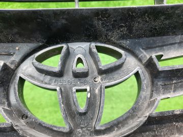 РЕШЕТКА РАДИАТОРА НА TOYOTA MARK X GRX120