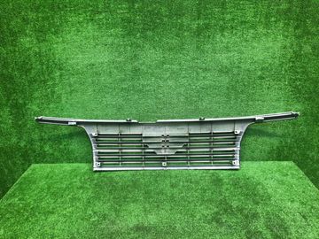 РЕШЕТКА РАДИАТОРА НА NISSAN ELGRAND ALE50