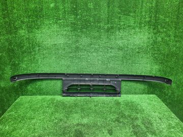 РЕШЕТКА РАДИАТОРА НА MITSUBISHI CANTER FE568