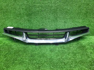 РЕШЕТКА РАДИАТОРА НА TOYOTA WISH ZGE20G