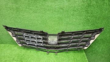 РЕШЕТКА РАДИАТОРА НА TOYOTA ALPHARD ANH20W