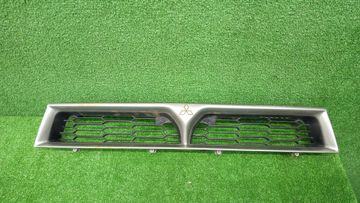 РЕШЕТКА РАДИАТОРА НА MITSUBISHI LEGNUM EC1W