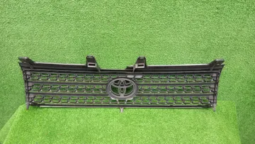 РЕШЕТКА РАДИАТОРА НА TOYOTA PROBOX NCP50V