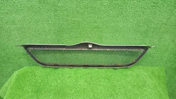РЕШЕТКА РАДИАТОРА НА TOYOTA COROLLA NZE121 