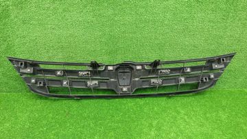 РЕШЕТКА РАДИАТОРА НА TOYOTA ISIS ZGM15G