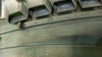 РЕШЕТКА РАДИАТОРА НА MITSUBISHI OUTLANDER CW6W
