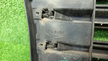 РЕШЕТКА РАДИАТОРА НА SUZUKI JIMNY JB23W