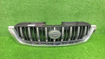 РЕШЕТКА РАДИАТОРА НА DAIHATSU TERIOS J102G