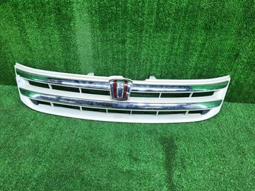 РЕШЕТКА РАДИАТОРА НА TOYOTA ISIS ZNM10G