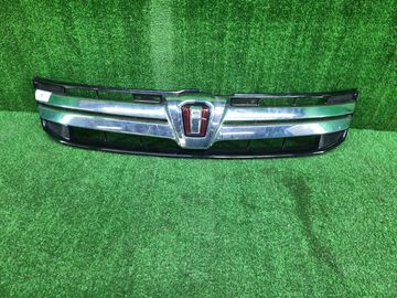 РЕШЕТКА РАДИАТОРА НА TOYOTA ISIS ZNM10G