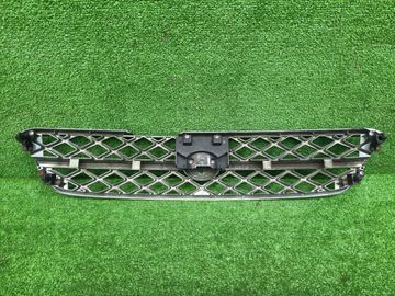 РЕШЕТКА РАДИАТОРА НА NISSAN RNESSA N30