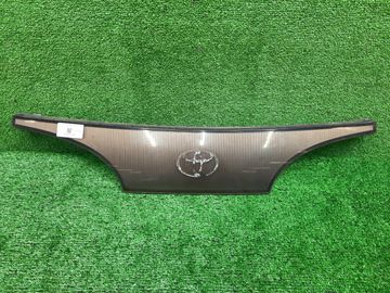 РЕШЕТКА РАДИАТОРА НА TOYOTA LITE ACE CR22G