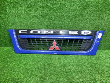 РЕШЕТКА РАДИАТОРА НА MITSUBISHI CANTER FD70A