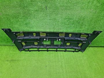 РЕШЕТКА РАДИАТОРА НА TOYOTA NOAH ZWR80G