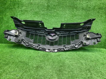 РЕШЕТКА РАДИАТОРА НА MAZDA CX-5 KE2AW