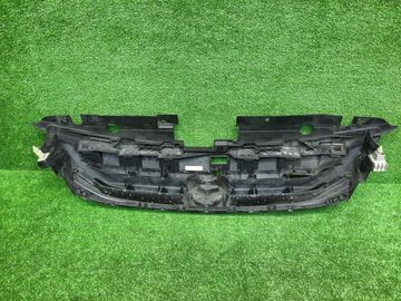 РЕШЕТКА РАДИАТОРА НА MAZDA DEMIO DJ5FS