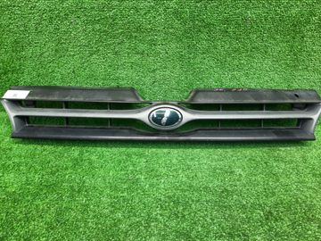 РЕШЕТКА РАДИАТОРА НА SUBARU IMPREZA GF6
