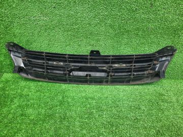 РЕШЕТКА РАДИАТОРА НА TOYOTA CALDINA ST210G