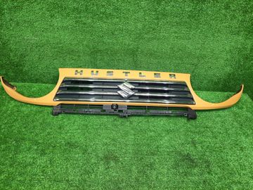 РЕШЕТКА РАДИАТОРА НА SUZUKI HUSTLER MR41S