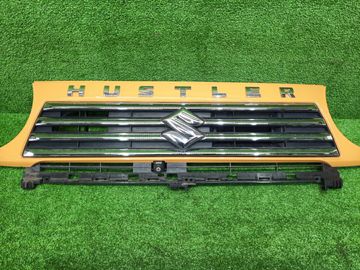 РЕШЕТКА РАДИАТОРА НА SUZUKI HUSTLER MR41S