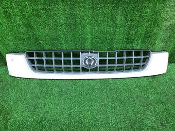 РЕШЕТКА РАДИАТОРА НА MAZDA DEMIO DW3W