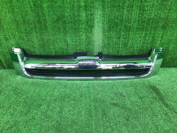 РЕШЕТКА РАДИАТОРА НА TOYOTA HIACE TRH226
