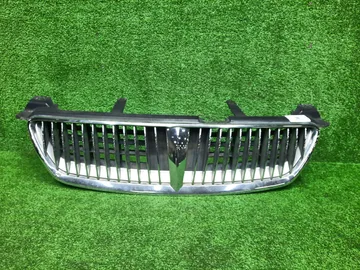 РЕШЕТКА РАДИАТОРА НА NISSAN BLUEBIRD SYLPHY G10