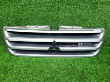 РЕШЕТКА РАДИАТОРА НА MITSUBISHI PAJERO IO H77W