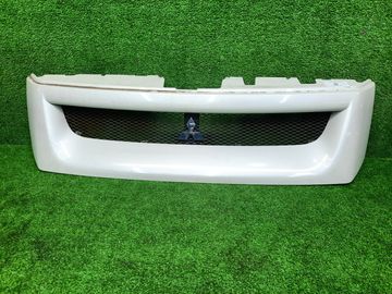 РЕШЕТКА РАДИАТОРА НА MITSUBISHI RVR N64W