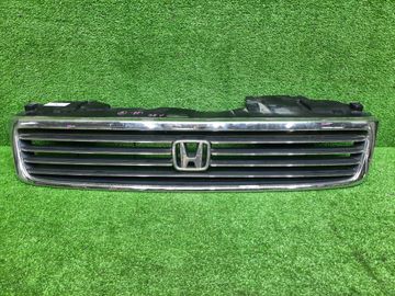 РЕШЕТКА РАДИАТОРА НА HONDA STEPWGN RF1