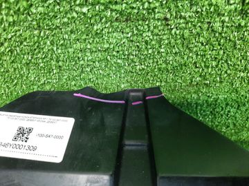 РЕШЕТКА РАДИАТОРА НА HONDA STEPWGN RF1