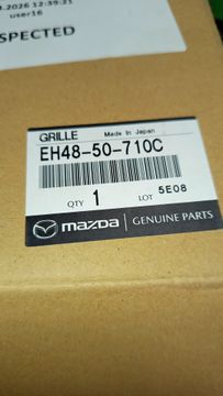 РЕШЕТКА РАДИАТОРА НА MAZDA CX-7 ER3P
