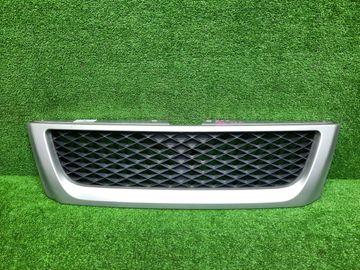 РЕШЕТКА РАДИАТОРА НА SUBARU FORESTER SF5