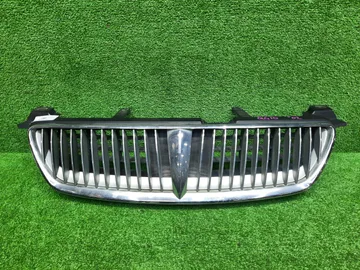 РЕШЕТКА РАДИАТОРА НА NISSAN BLUEBIRD SYLPHY G10