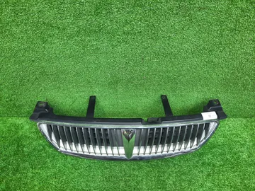 РЕШЕТКА РАДИАТОРА НА NISSAN BLUEBIRD SYLPHY FG10