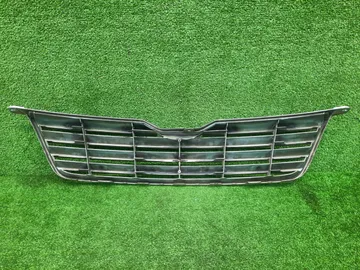 РЕШЕТКА РАДИАТОРА НА TOYOTA COROLLA NZE121 